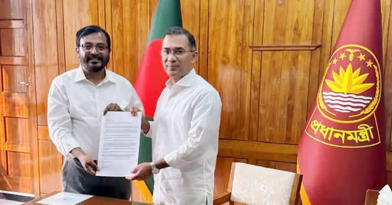 প্রধানমন্ত্রীর সঙ্গে এবি পার্টি চেয়ারম্যানের সাক্ষাৎ